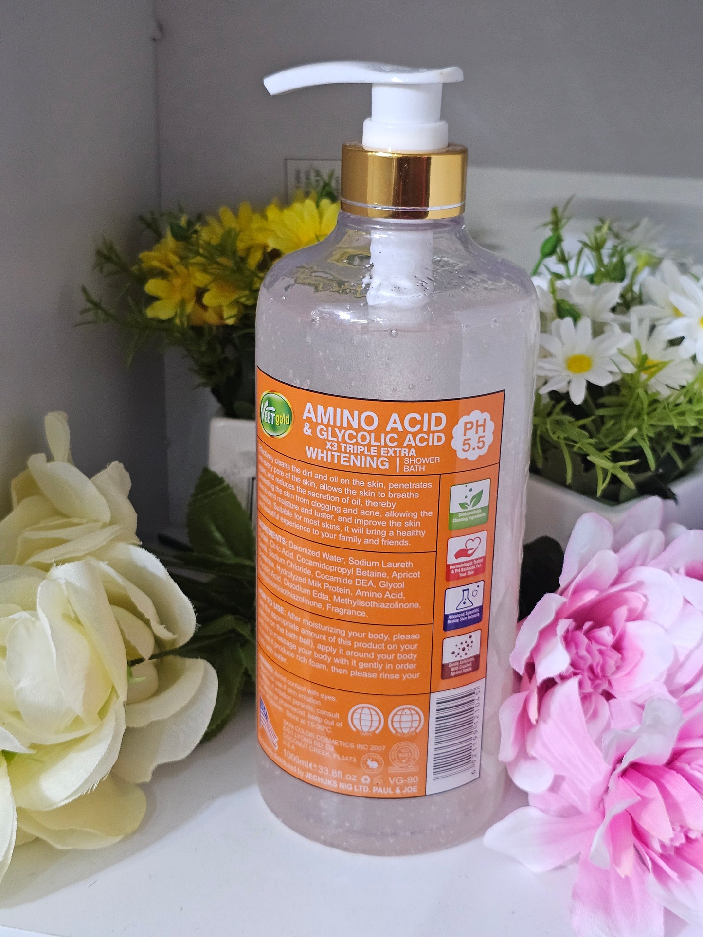 Veet gold Amino acid and glycolic acid shower gel