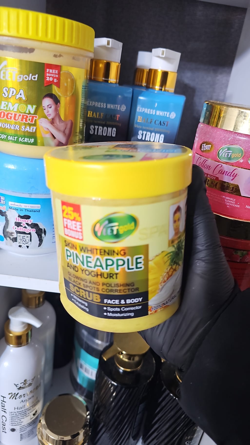 Veet gold skin whitening pineapple & yoghurt face & body scrub