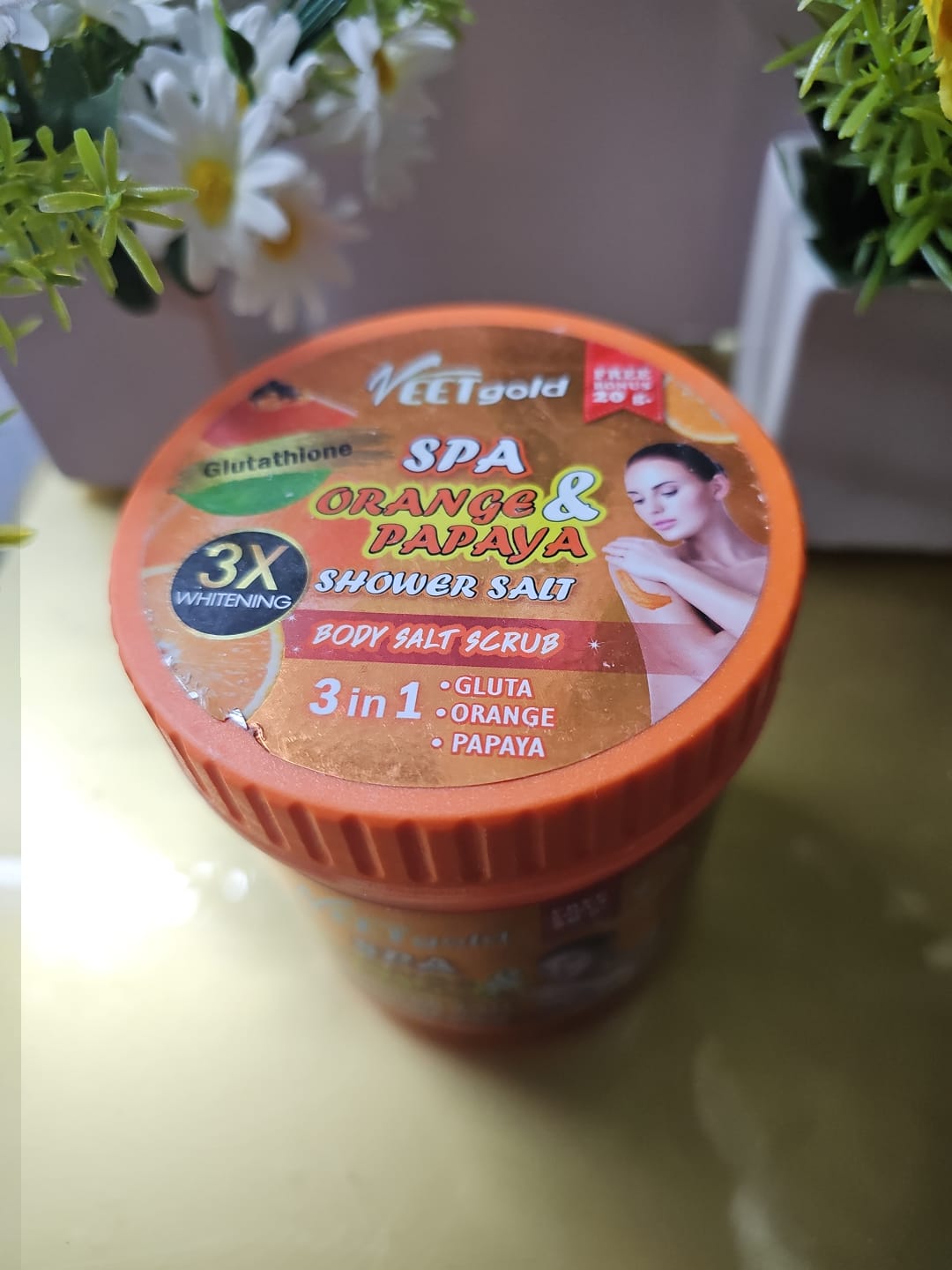 Veet gold spa orange & papaya shower salt scrub