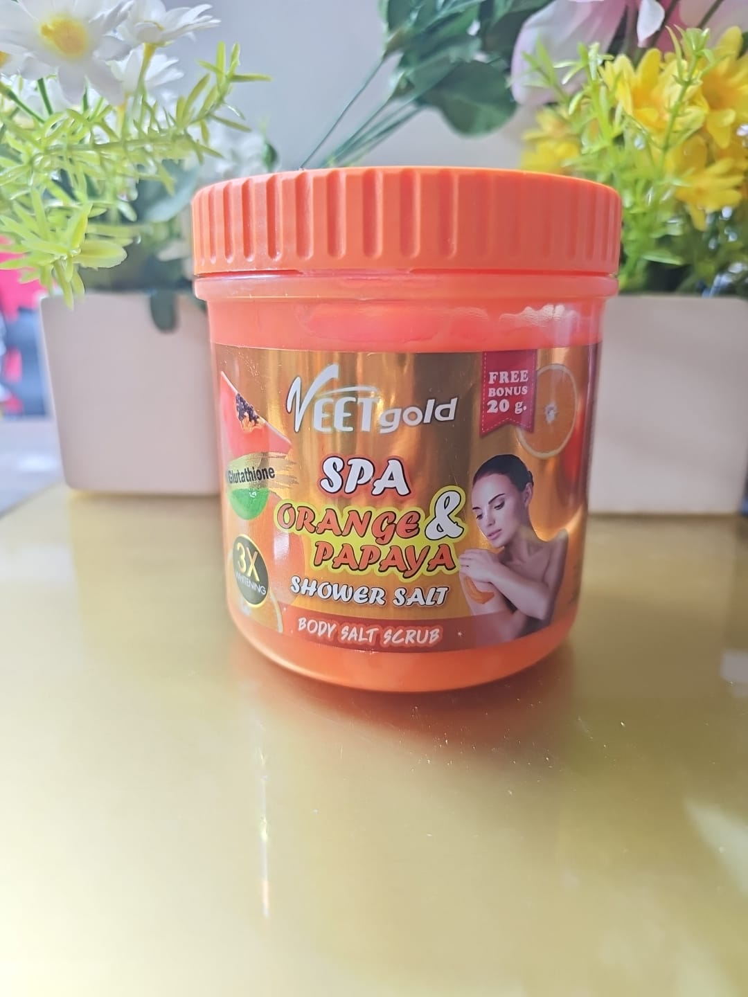Veet gold spa orange & papaya shower salt scrub