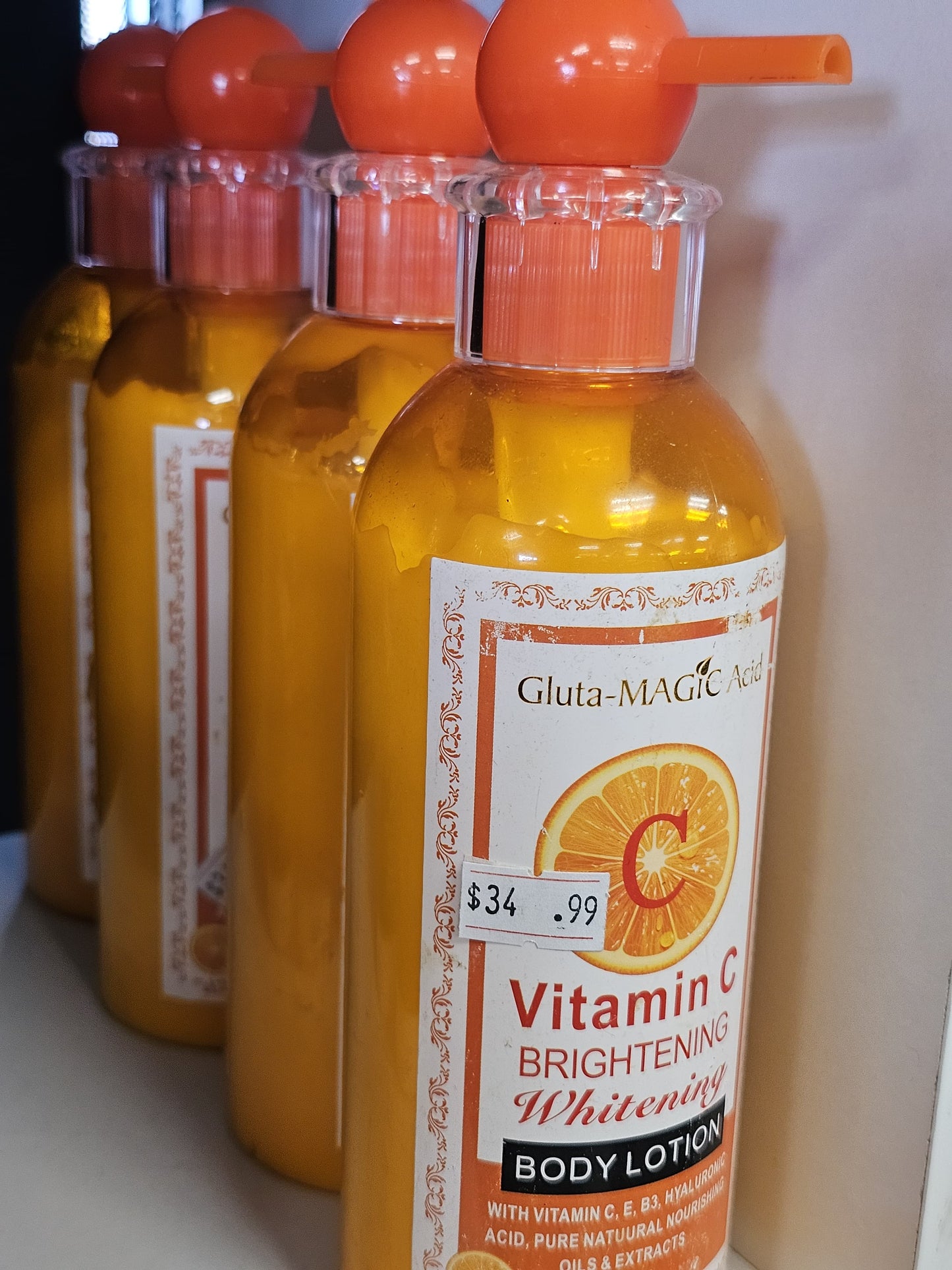 Gluta magic acid vitamin c brightening body lotion 500ml