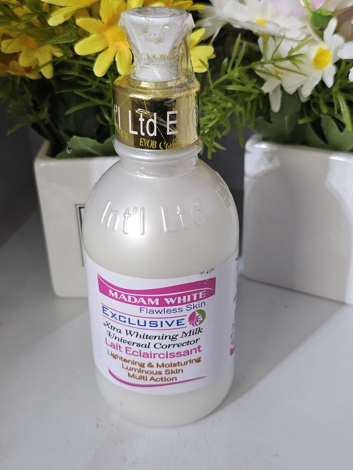 Madam White Flawless BODY LOTION