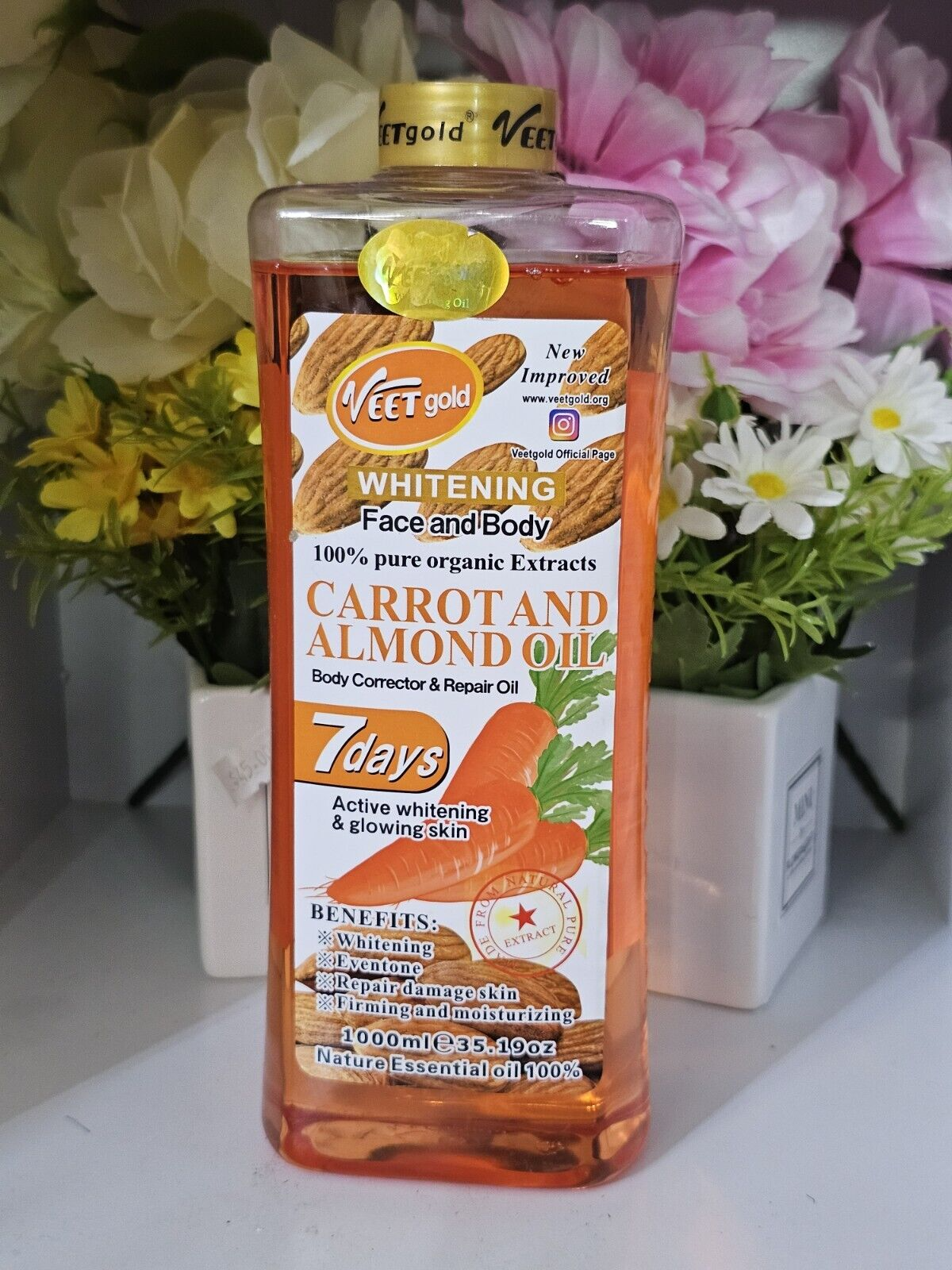 Veet Gold Whitening Face and Body Carrot and Almond Oil Spf 15. 1000ml