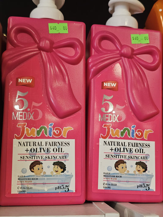 5 medix junior natural fairness + olive oil body wash 1000ml