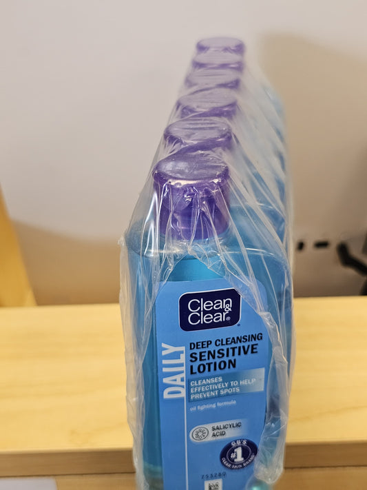 Clean & clear daily deep cleansing sensitive lotion 200ml
