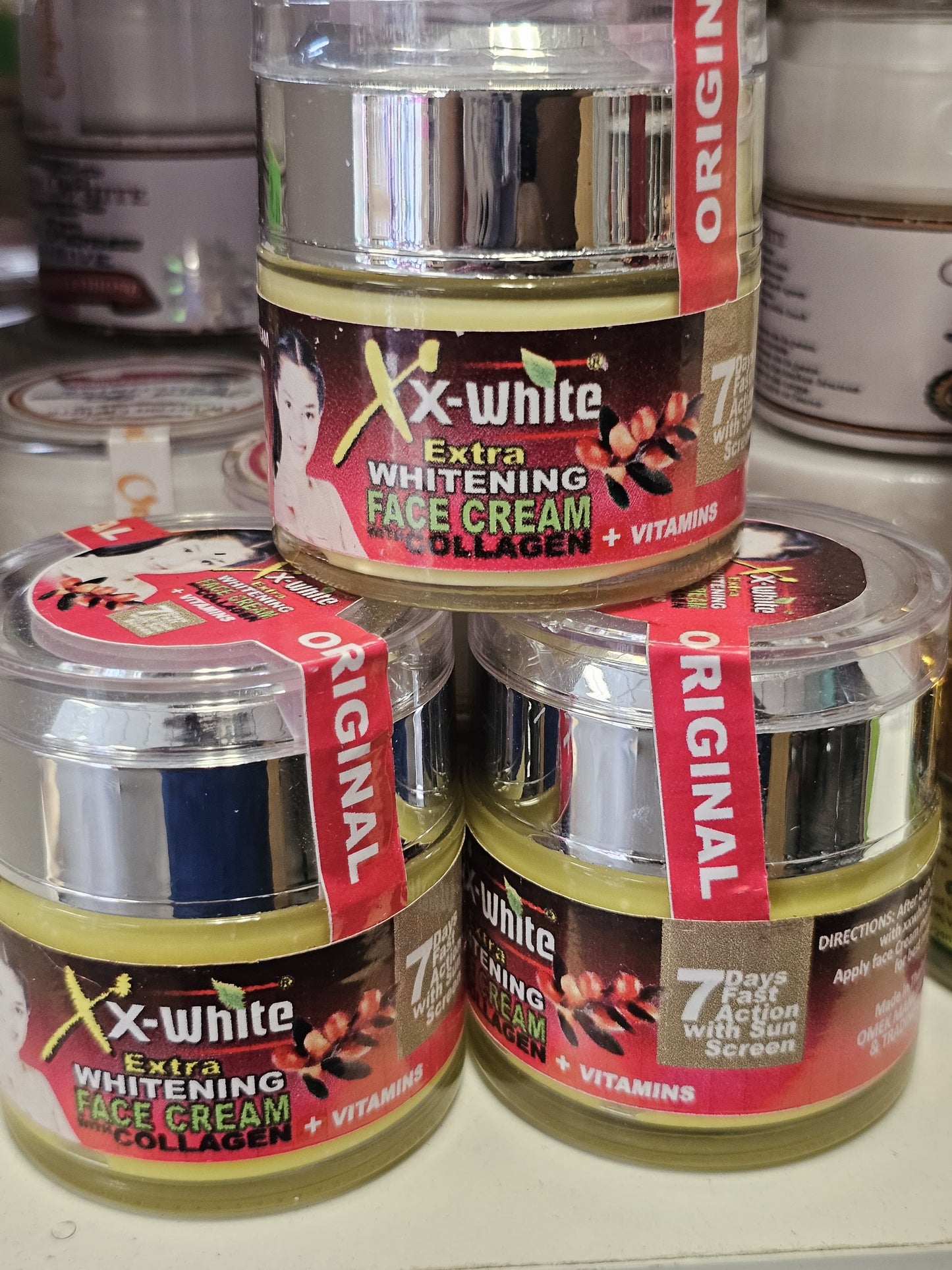 X-white extra whitening face cream
