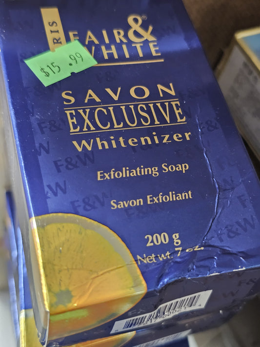 Fair & white exclusive whitenizer exfoliating soap 200g x2